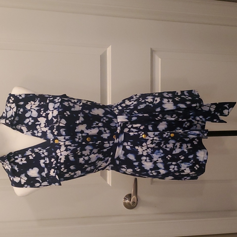 Michael Kors sleeveless top